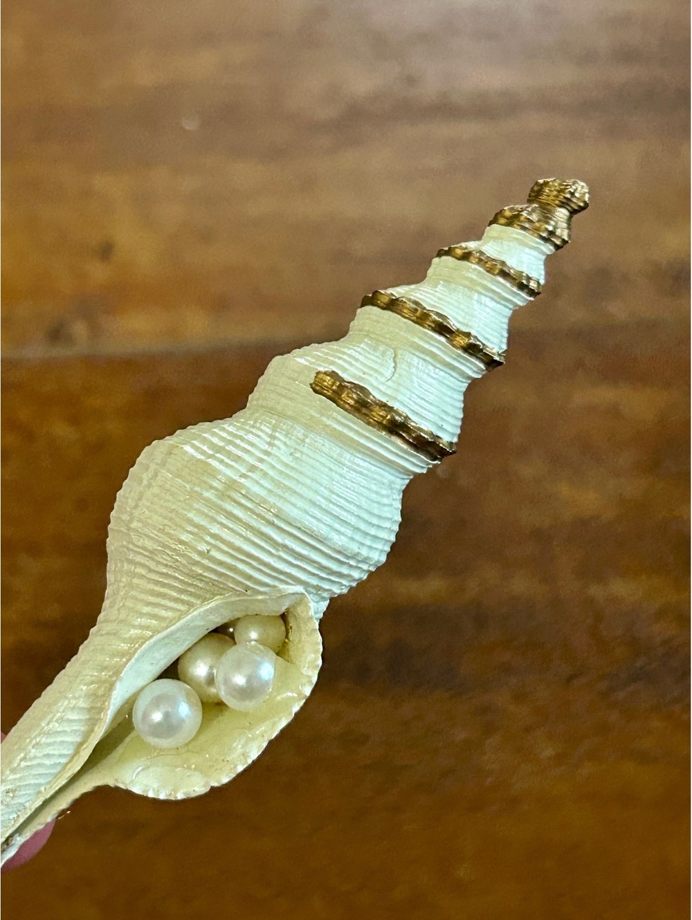 Decorative Seashell Ornament with Pearls and Gold Accents